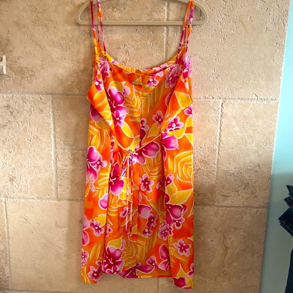 Tropical pattern vacation dress! Gorgeous! - Picture 4 of 7